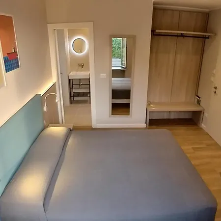 Tritone Hotel