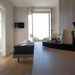 Tritone Hotel