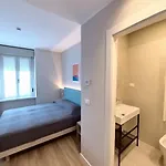 Tritone 的里雅斯特