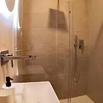 Tritone 2* טריאסטה