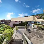 Tritone 2* 的里雅斯特