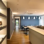 Hotel Tritone