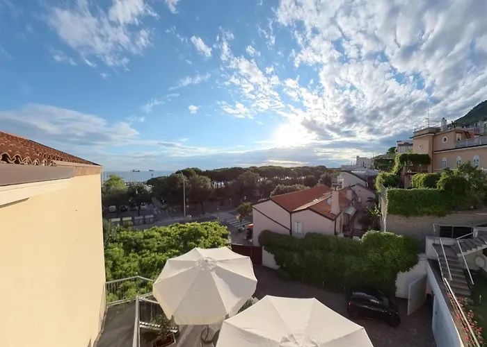 Tritone Трієст